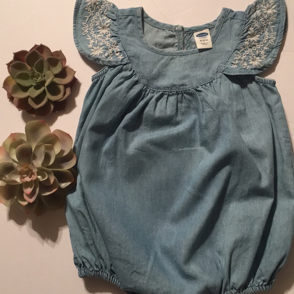Baby girl spring outfit